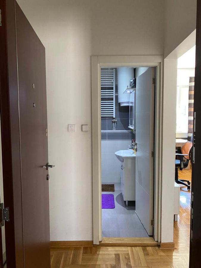 Politika Apartment Beograd Bagian luar foto