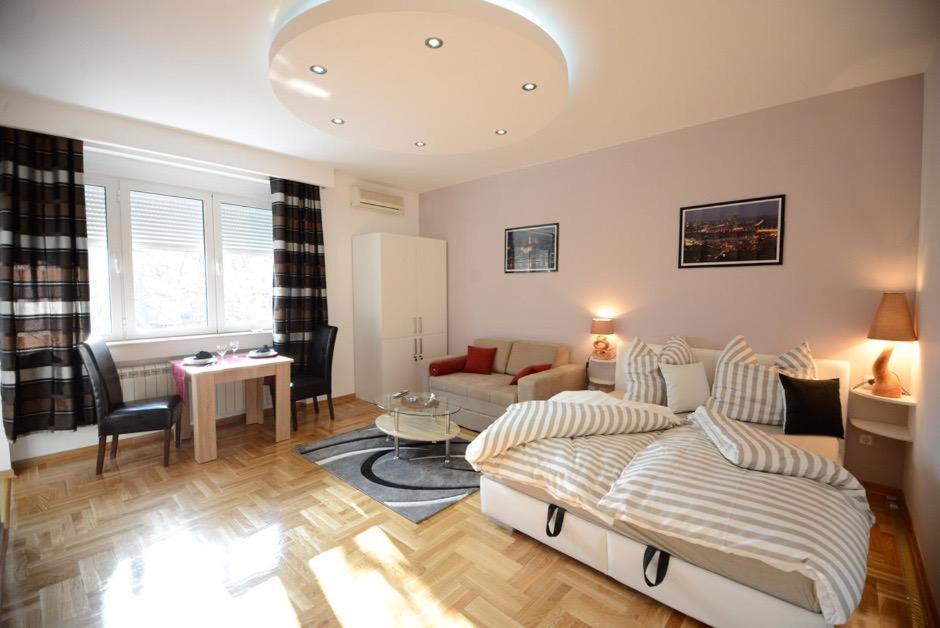 Politika Apartment Beograd Bagian luar foto